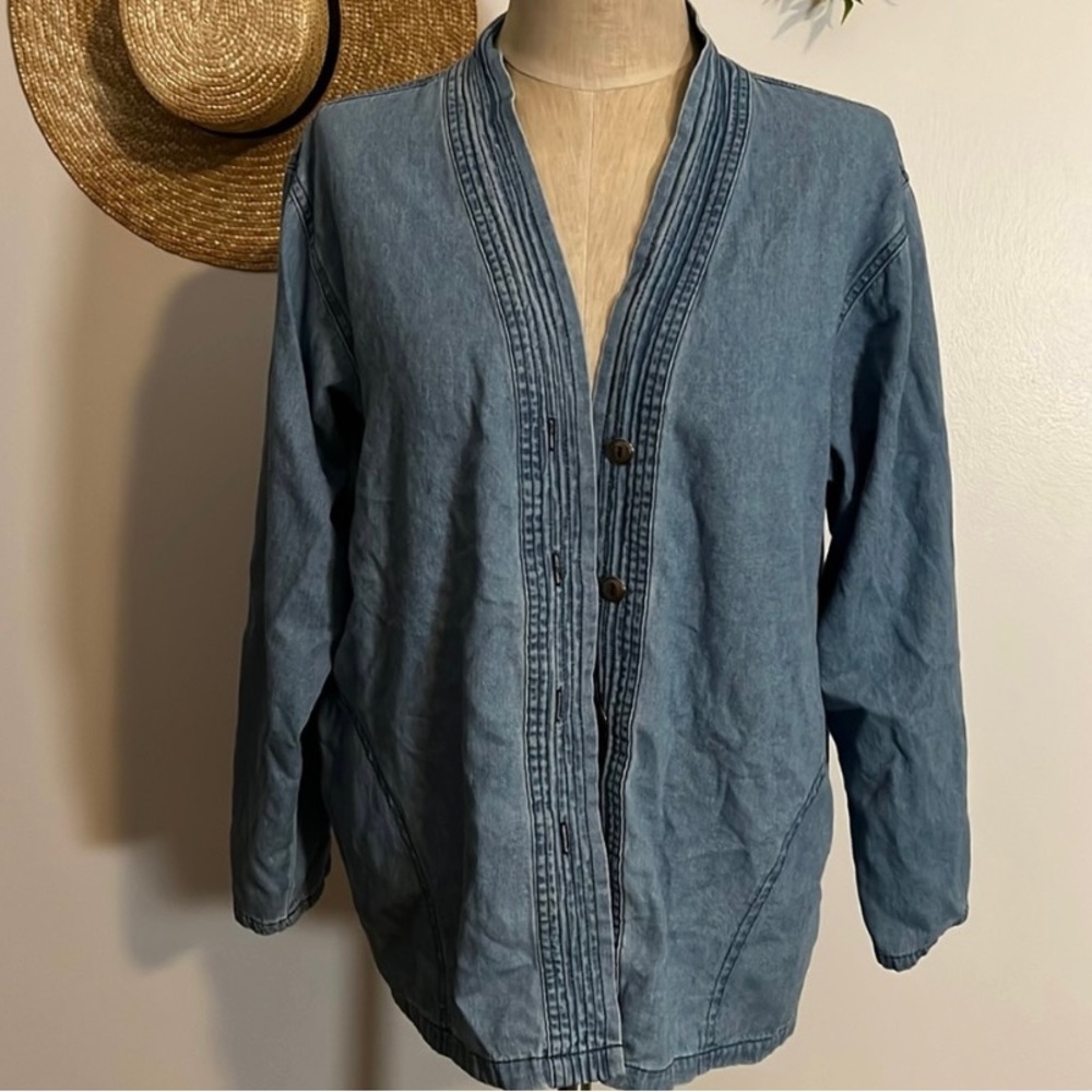 Denim jacket shirt so cute over a t-shirt it is oversized.